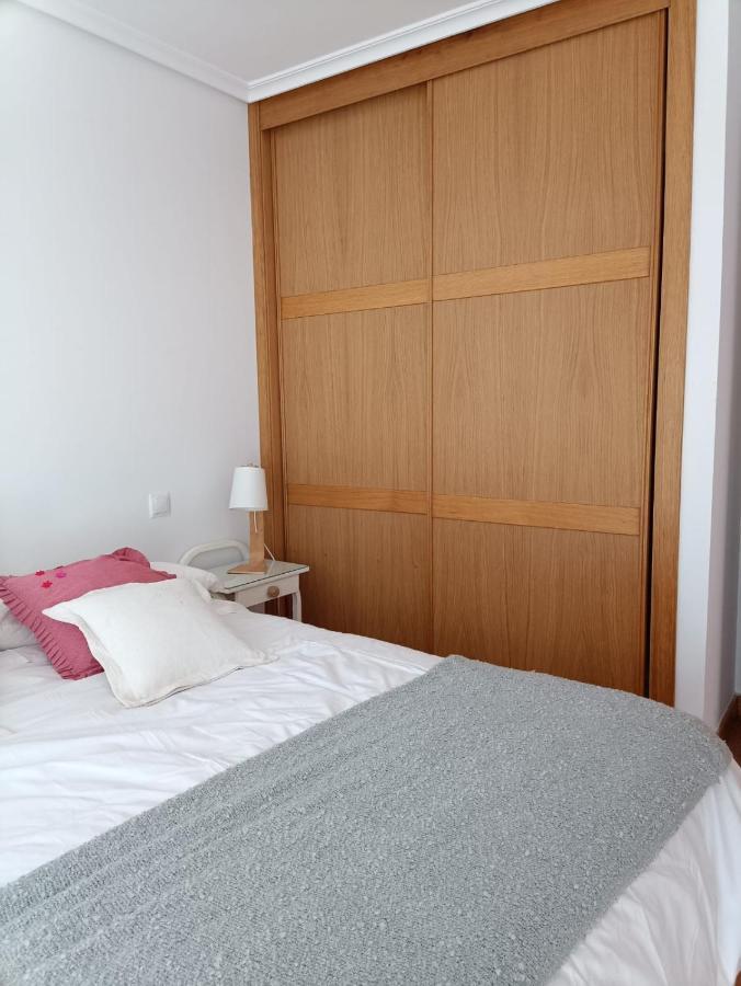Apartamento Con Terraza Comillas Luaran gambar