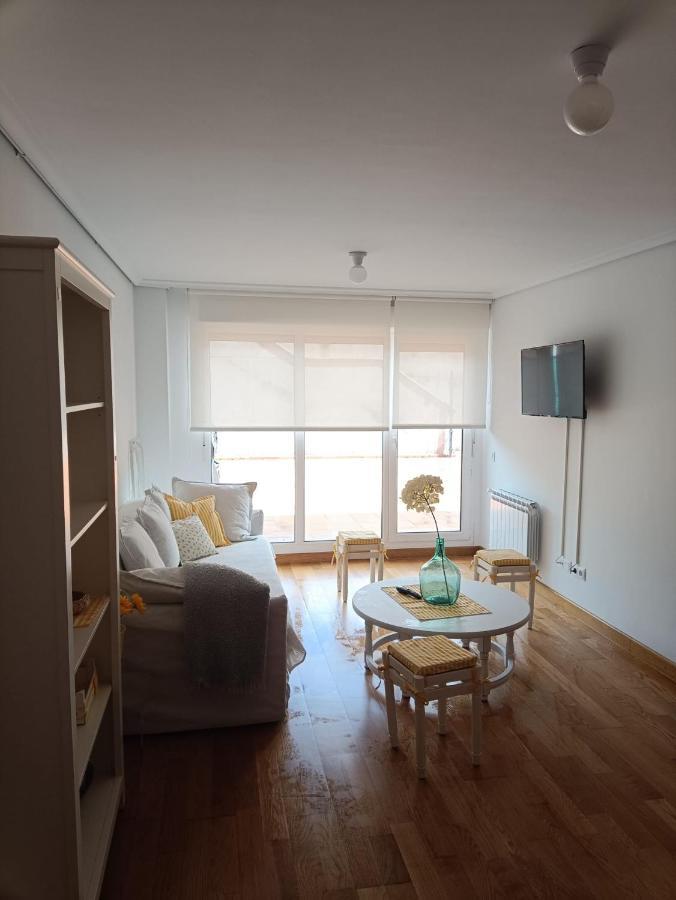 Apartamento Con Terraza Comillas Luaran gambar